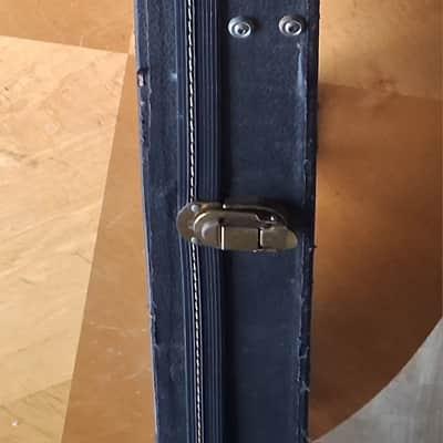 Gibson Bass Flying Bass Case 70s/80s - Black/Red Inside image 8