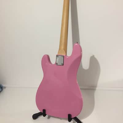 Swift P Bass Style Pink/White image 4