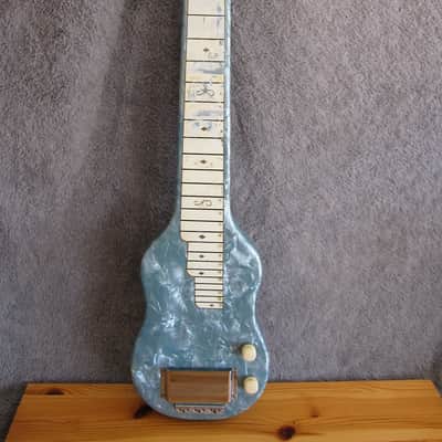 Magnatone Varsity 1950's MOT Blue Amp & Magnatone Lap Steel image 9