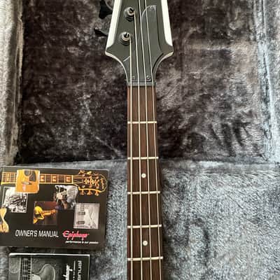 Epiphone Thunderbird IV Classic Pro 2013 - Alpine White + Epi hard case & candies image 7