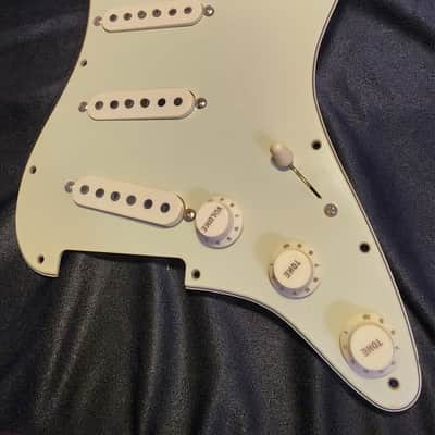Fender Custom Shop Handwound late 60's Strat Pre-wired pickguard (2018) - Pickups: Grey Bottoms / Pickguard: Light Mint Green image 1
