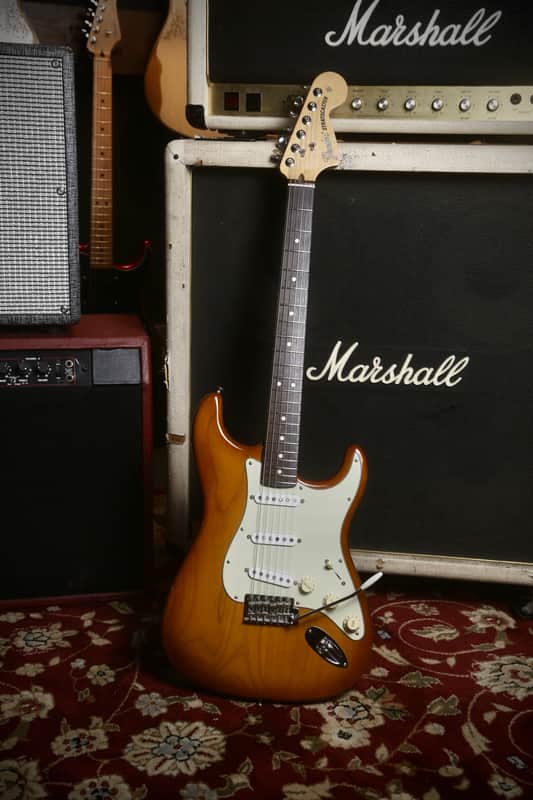Upgraded Fender Stratocaster American Performer, USA 2020 - Transparent Brown Burst image 1