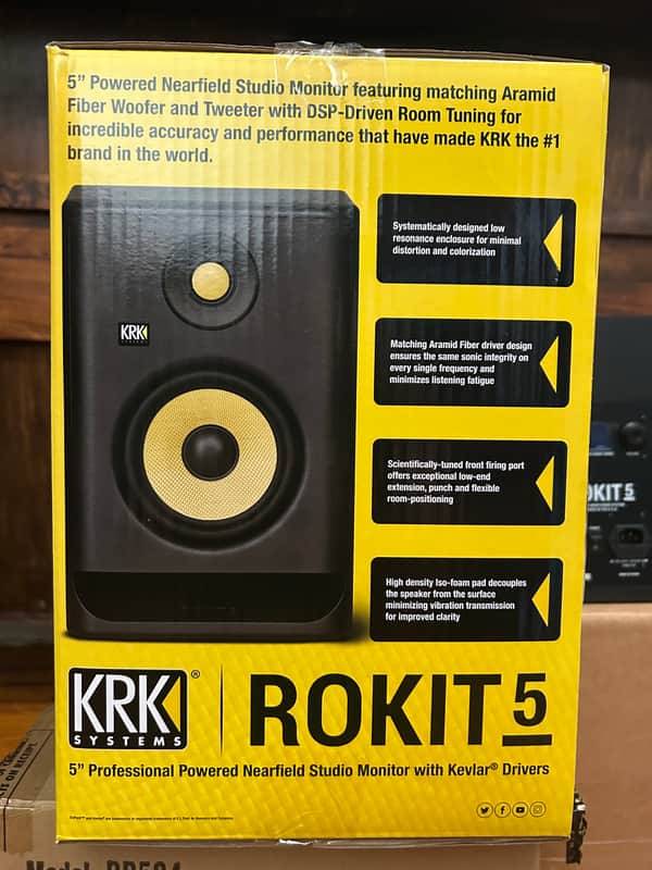 KRK ROKIT5 Professional Powered Nearfiel Studio Monitor Pair with Kevlar Drivers. - BLACK image 1