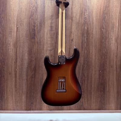 Great Playing Fender Highway One Stratocaster with Rosewood Fretboard - 3 Color Sunburst and Matte Finish! image 5