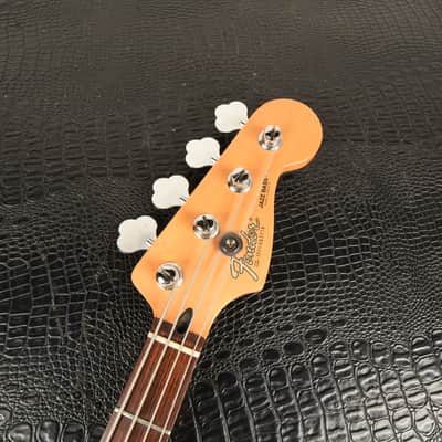 Fender Standard Jazz Bass 2000 MIM Olympic White Rosewood Fretboard 4-String Bass Guitar image 7