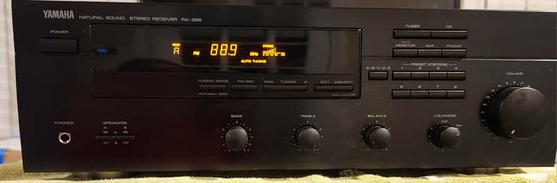 Yamaha Yamaha RX-395 is a classic 1996 stereo receiver 1996 - Black image 1