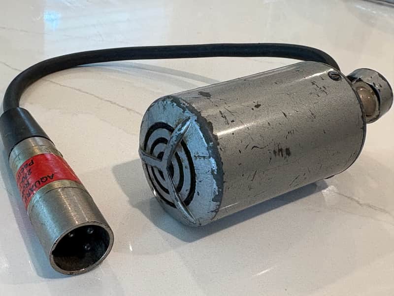 Vintage 1960's Altec Lansing 660 Dynamic Microphone (Salt Shaker) image 1