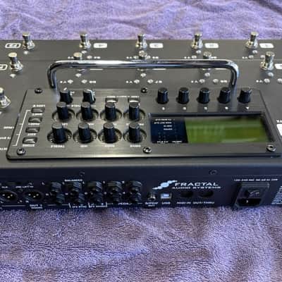 Fractal Audio Systems AX8 Amp Modeler/Multi-FX Processor - Black image 5