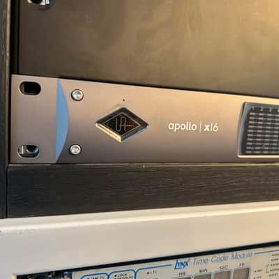 Universal Audio Apollo x16 - Unused image 3