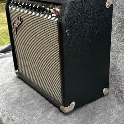 Fender Champion 30 DSP - Black image 2