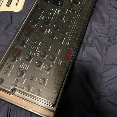 Dave Smith Instruments OB-6 Desktop 6-Voice Polyphonic Synthesizer 2017 - Present - Black image 9