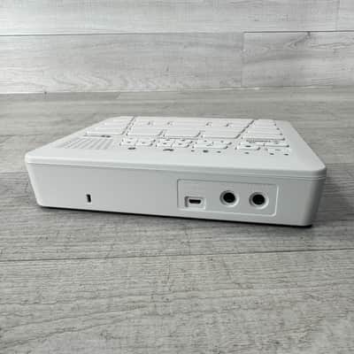 Yamaha FGDP-30 - Finger Drum Pad Controller image 6