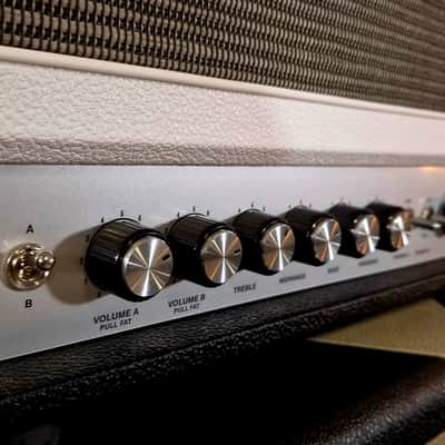 Tone King Royalist MKIII Guitar Amp Head (with flightcase image 10
