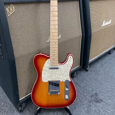 Fender American Deluxe Telecaster with Maple Fretboard 2008 - Aged Cherry Burst image 2