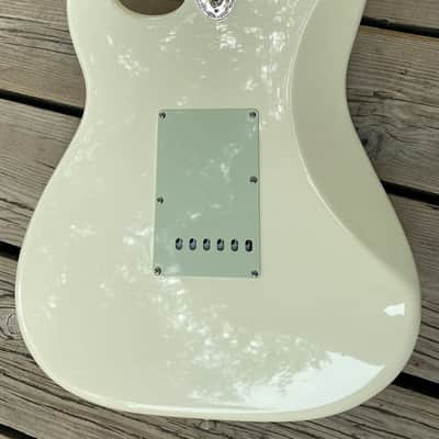 Fender Classic Series '70s Stratocaster *Upgraded* image 4