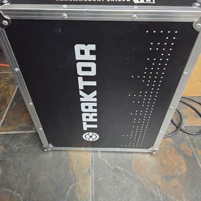 Native Instruments Traktor Kontrol S4 MK2 2010s - Black image 2