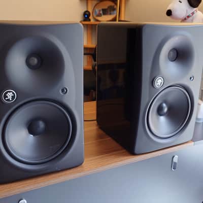 Mackie HR824 Mk2 Pair image 2