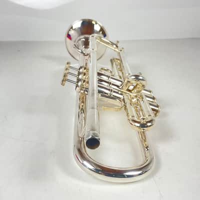 Used Bach "Vincent" Bb Trumpet (SN: 696158) image 2