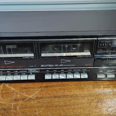 Sanyo RD W41 double cassette deck in excellent condition, serviced - 1970's image 2