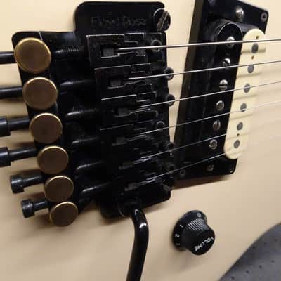 Kramer Baretta 1985 - White image 22