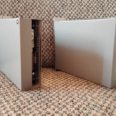 1x IGS Audio 572 Red Stripe / Siemens V72 inspired image 2