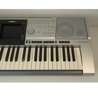 Yamaha PSR-3000 61-Key Arranger Workstation Keyboard image 3