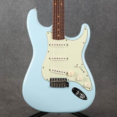Fender Vintera III Early 60s Stratocaster - Sonic Blue - 2nd Hand image 1