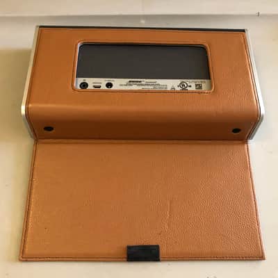 Bose Soundlink Wireless Mobile speaker (Leather) image 6