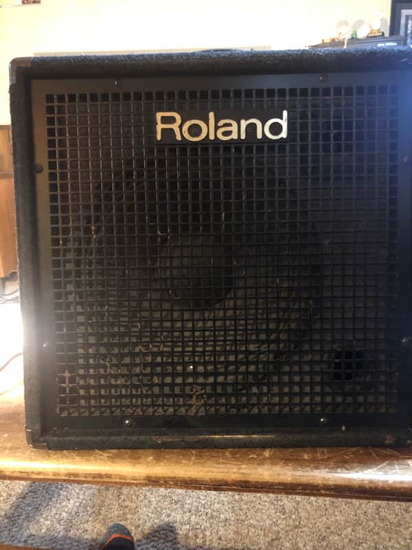 Roland KC-300 4-Channel 100-Watt 1x12