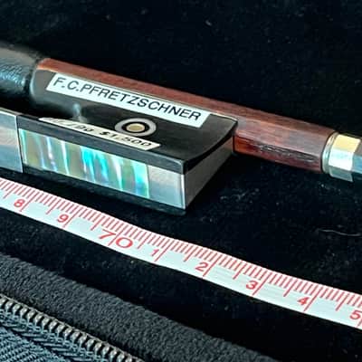 FC Pfretzschner stamped Violin bow vintage antique 60.79 grams approx image 4