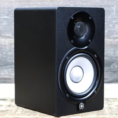 Yamaha HS5 Powered Studio Monitor 2-Way Bi-Amp 5" Studio Monitor (Single) w/Box image 3