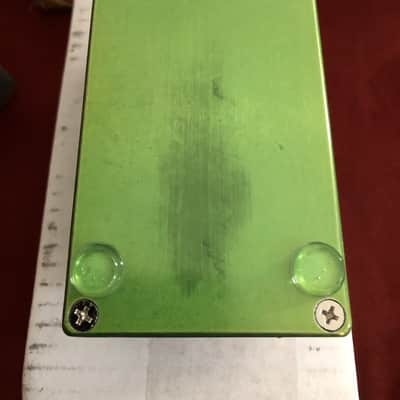 Airis Effects Nemesis Preamp 2017-2018 - Metallic Green w/ Alien Print image 4