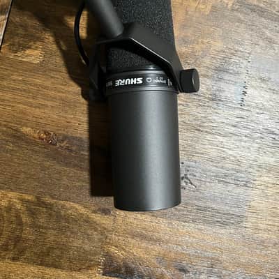 Shure SM7B Genuine Cardioid Dynamic Microphone 2001 - Present - Black image 4