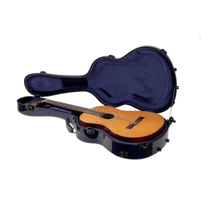 Crossrock Air Carbon 4/4 Classical Guitar Case in 100% Carbon Fiber for Touring Show, 7 lb image 7