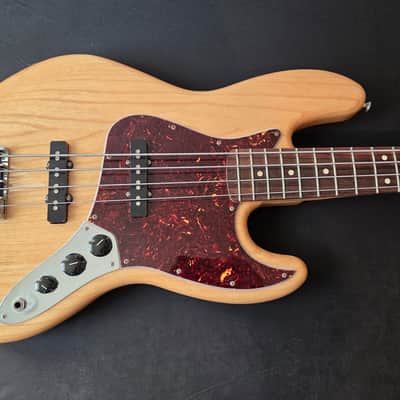 Fender Standard Jazz Bass with Rosewood Fretboard 2009 - 2018 Natural image 1