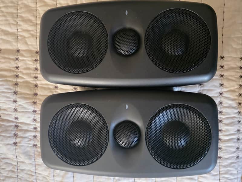 IK Multimedia iLoud MTM 2-Way Active Studio Monitors (Pair) 2010s - Black image 1