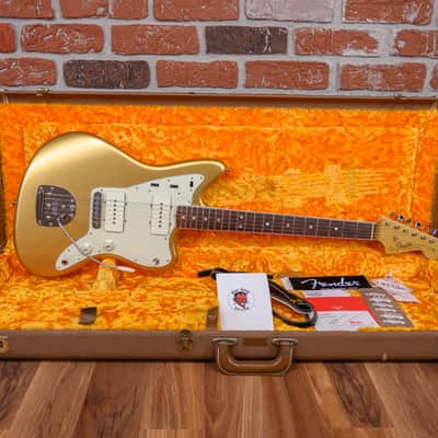 Fender American Vintage “Thin Skin” Jazzmaster Aztec Gold 2015 w/OHSC image 2