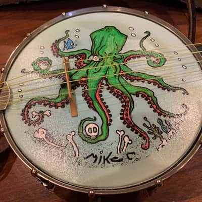 1928 La Pacifica Banjo ukulele hand painted octopus image 2