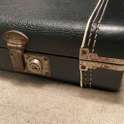 Vintage 1970’s Fender USA Mustang Guitar Case Black Exterior w Maroon Interior Fits Tele Strat image 13