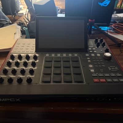 Akai MPC X Standalone Sampler / Sequencer 2017 - Present - Black image 4