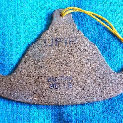 UFIP 7" Burma Bell, Spinner - Vintage image 1