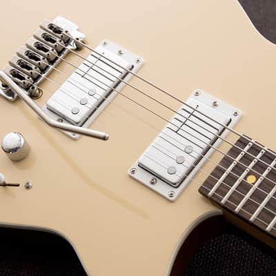 Reverend Descent Wilkinson Baritone Sandstone image 5