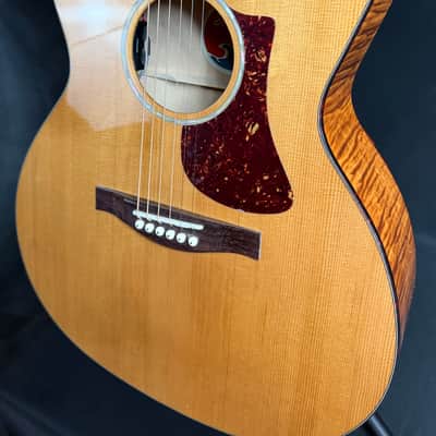Eastman PCH3-GACE-AB Auditorium Cutaway Acoustic-Electric Guitar Amberburst w/ Gig Bag image 7