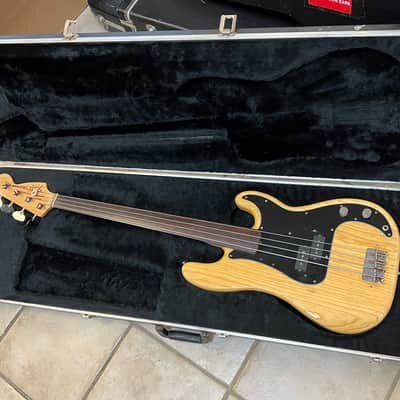 1977 Fender Fretless Precision Bass Natural Ash image 12