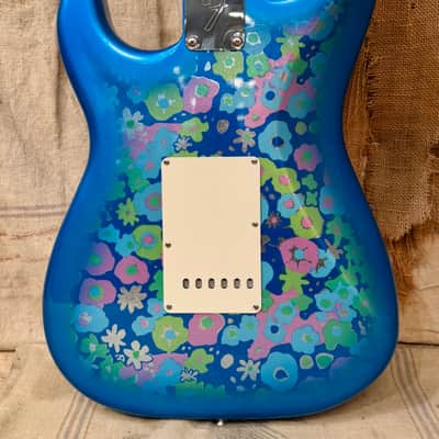 Fender MIJ Limited Edition '62 Reissue Stratocaster 2025 - Blue Floral image 6