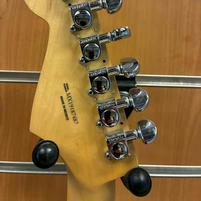 Fender Player Lead II 2020 - 2024 - Crimson Red Transparent image 5