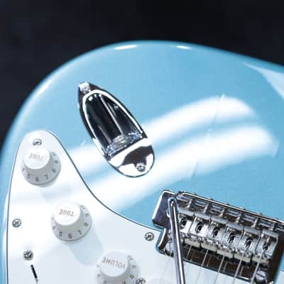 Fender Player Stratocaster Lake Placid Blue Maple Fingerboard Electric Guitar image 12