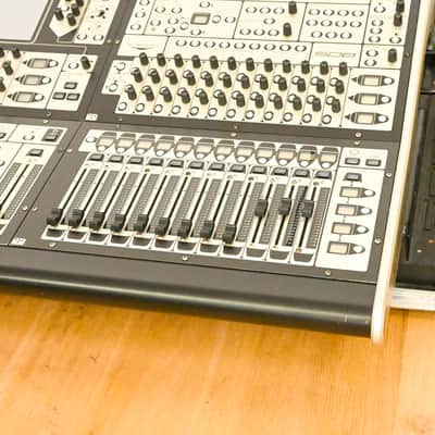 DiGiCo SD8 Digital Mixing Console w/ Waves Card, ST Optical & Road Case CG01Z7Q *ASK FOR SHIPPING* image 3