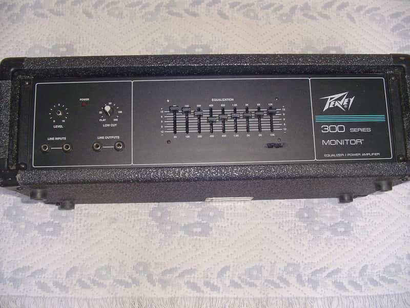 Peavey 300 series monitor amp with equalizer Black / price reduced!! image 1