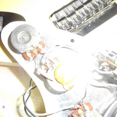 Fender Stratocaster 1971 Olympic White hard tail(rare) with 3-Bolt Neck, Rosewood board  (7 lbs!!)! image 12
